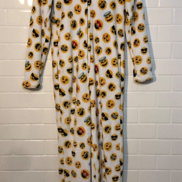 Women’s Emoji One Piece Pajamas - Picture 4 of 4